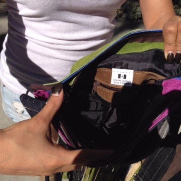 Large Patchwork suede leather fringed crossbody - Picture 3 of 4